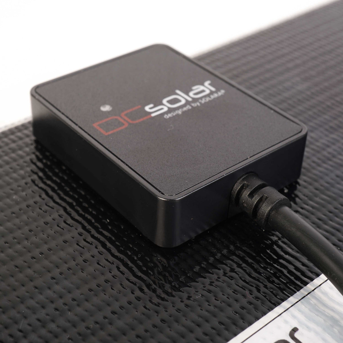 102-1030 - DCsolar OBD-2 Batterielader, 14 Watt (5)